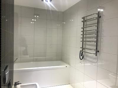 квартира за адресою Панаса Мирного вул., 28-А