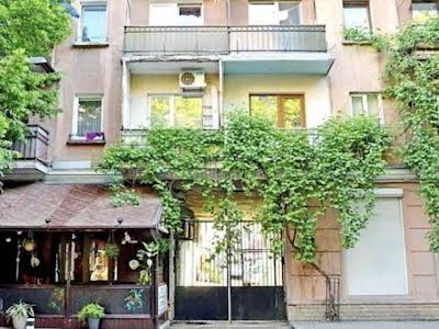 квартира за адресою Садова вул., 15