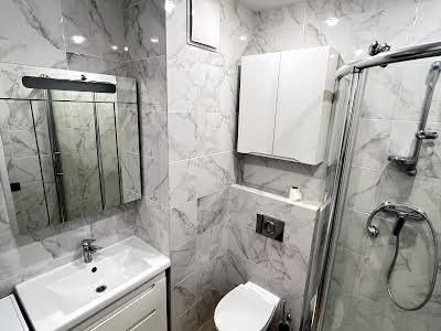 квартира за адресою Дніпровська набережна вул., 18-А