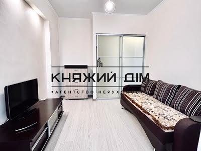 квартира по адресу Уинстона Черчилля ул. (Красноткацкая), 43