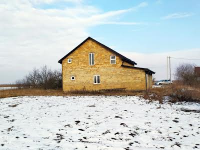 будинок за адресою с. Фурси, Незалежносьті