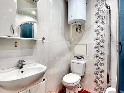 квартира за адресою Кримська вул., 64
