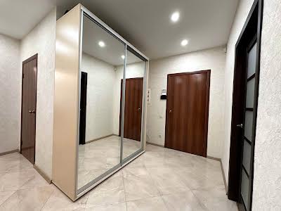 квартира за адресою Регенераторна вул., 4