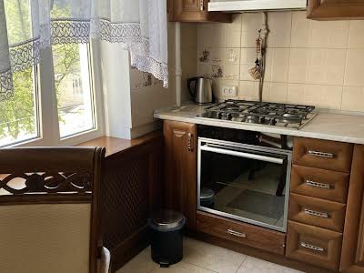 квартира по адресу Ушинского ул., 13