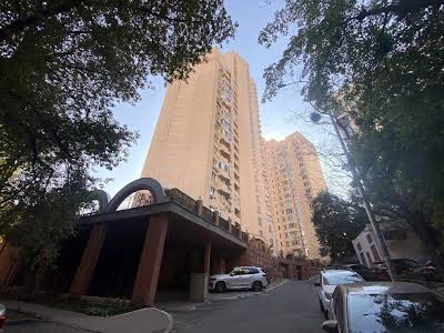 квартира за адресою Митрополита Василя Липківського вул. (Урицького), 18