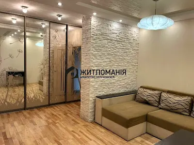 квартира за адресою Академіка Булаховського вул., 5-Д