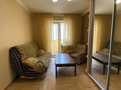 квартира за адресою Срібнокільська вул., 24-А