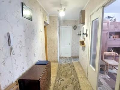 квартира за адресою Героїв просп., 4