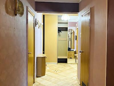квартира за адресою Золотоустівська вул., 44/22
