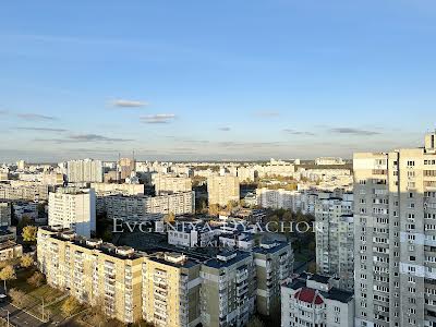 квартира по адресу Ревуцкого ул., 40-Б