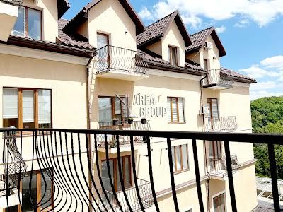 квартира за адресою Зарванська вул., 7