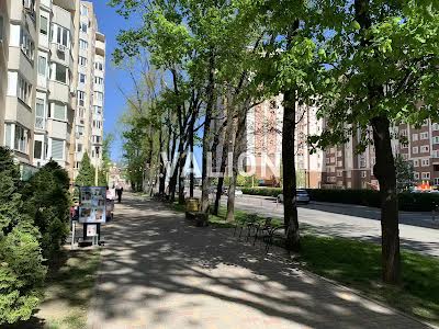 квартира по адресу Леси Украинки бульв., 4
