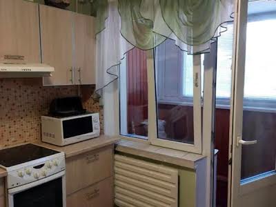квартира за адресою Левка Лук'яненка вул. (Маршала Тимошенка), 1-Б