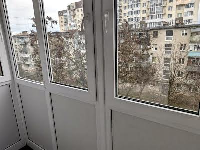 квартира за адресою Городоцька вул., 215