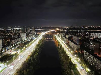 квартира за адресою Соборності просп. (Возз'єднання), 30