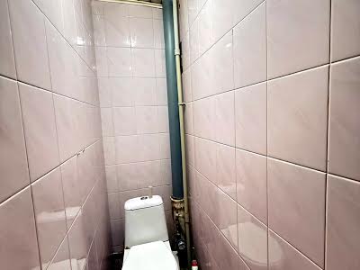 квартира по адресу Новопоселенська вул., 1
