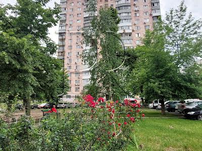 квартира за адресою Київ, Правди просп., 72