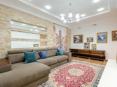 квартира по адресу Андрея Верхогляда ул. (Михайла Драгомирова), 3