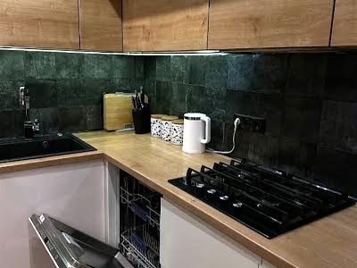 квартира за адресою Івана Сльоти вул., 50