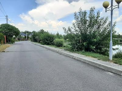 дом по адресу Озерна