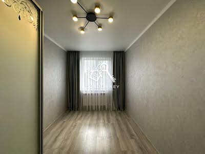 квартира за адресою Кропивницького вул., 59