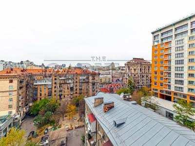 квартира по адресу Круглоуниверситетская ул., 3-5