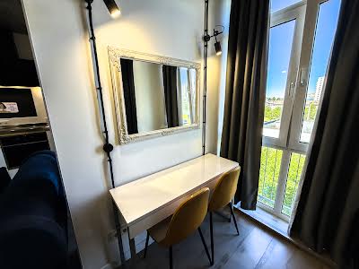 квартира за адресою Регенераторна вул., 4 к7