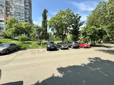 квартира за адресою Свободи просп., 1/60