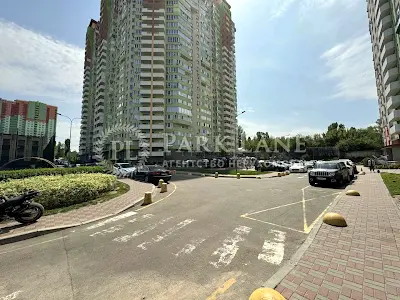 комерційна за адресою Михайла Донця вул., 2-Б