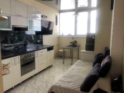 квартира за адресою Рональда Рейгана вул., 40