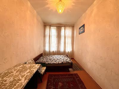 квартира за адресою Семафорна вул., 3