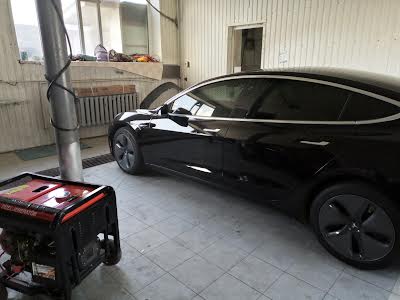 комерційна за адресою Академіка Корольова вул., 5А