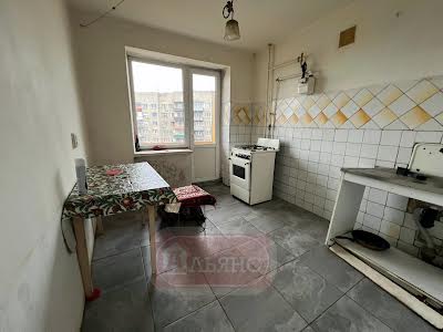 квартира за адресою Івана Чендея вул., 111