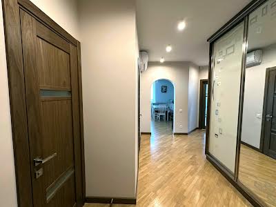 квартира за адресою Карла Мікльоша вул., 11