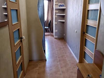 квартира за адресою Райдужний масив вул., 4