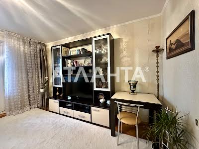 квартира за адресою Академіка Корольова вул., 48