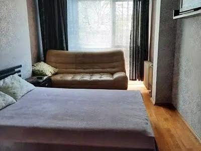 квартира по адресу Л.Шмидта, 15