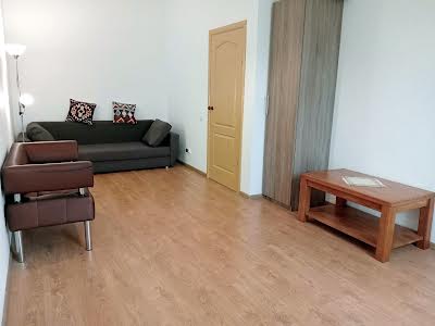 квартира по адресу Бузька ул. (Єнісейська), 8