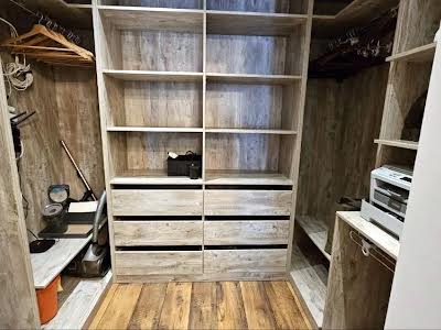 квартира за адресою Дніпро, Левка Лук'яненка вул. (Василя Жуковського), 3