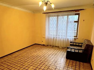 квартира за адресою Базарна вул., 2б