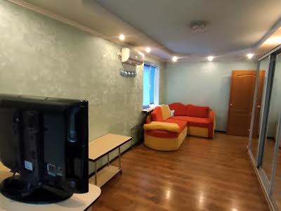 квартира за адресою Академіка Філатова вул., 62