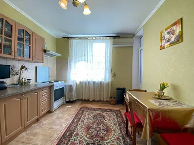 квартира за адресою Олени Пчілки вул., 6