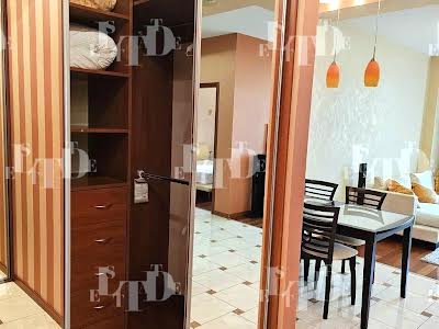 квартира за адресою Жилянська вул., 59