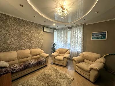 квартира за адресою Одеса, Середньофонтанська вул., 19в