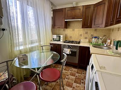 квартира за адресою Академіка Філатова вул., 31а