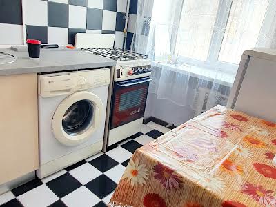 квартира за адресою Чорних Запорожців вул. (Короленка), 53-А