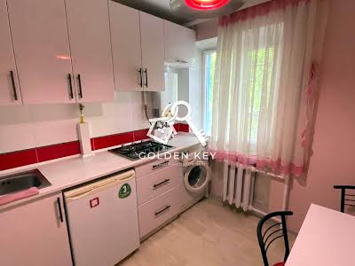 квартира по адресу В Софїї Перовської, 8