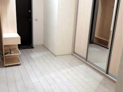квартира за адресою Драгоманова вул., 40-Е