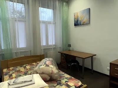 квартира за адресою Соломії Крушельницької вул., 10