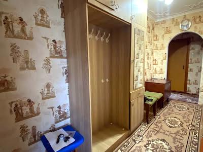 квартира за адресою Лазурна вул., 30б